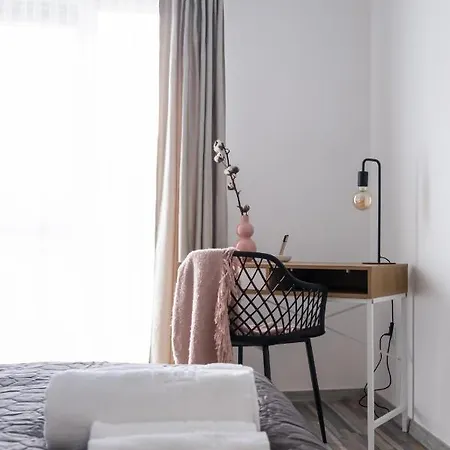 Apartment Lovely With Parking And Balcony